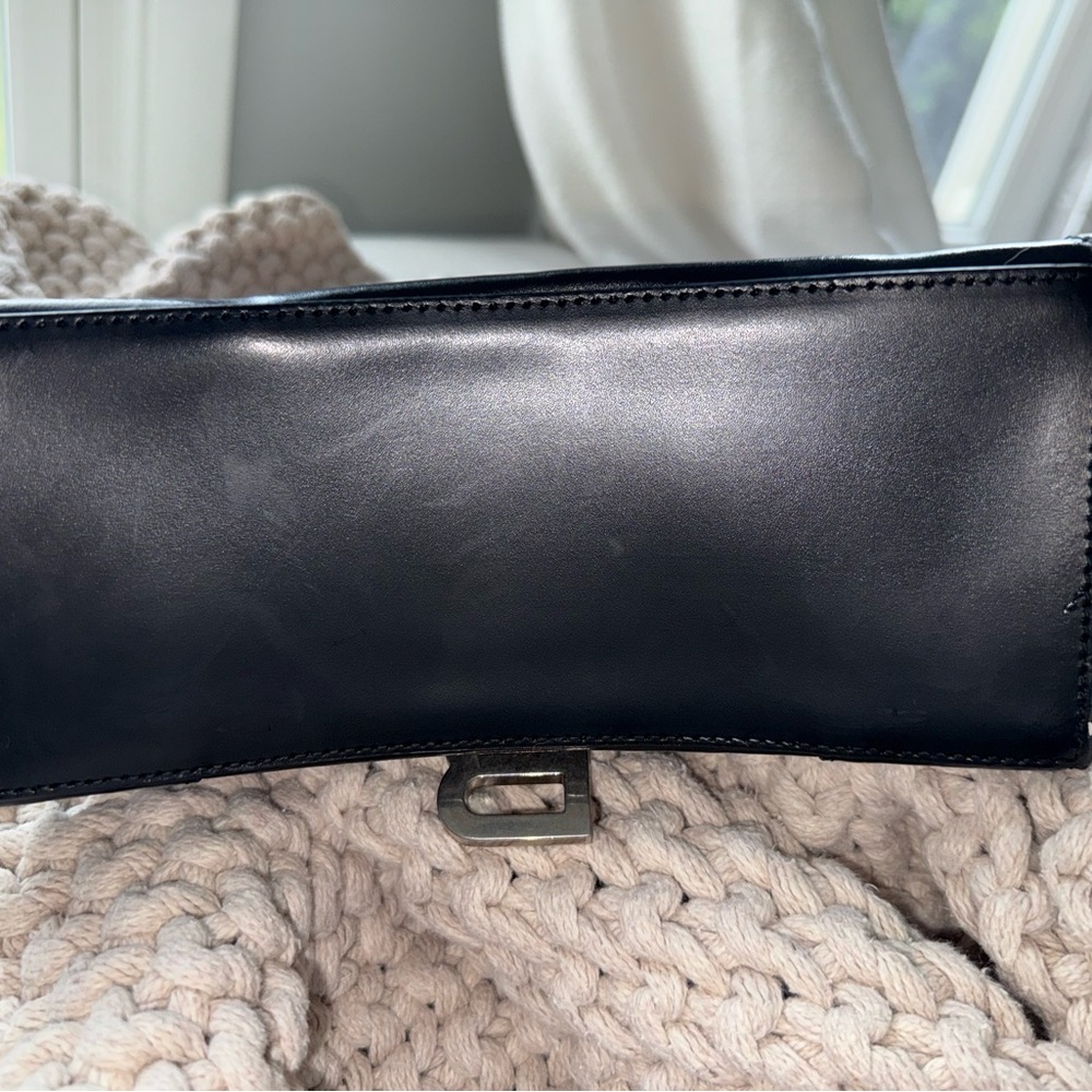 Authentic Balenciaga Black Leather Mini Top-Handle Bag with Pink Graffiti Logo - Picture 3 of 4
